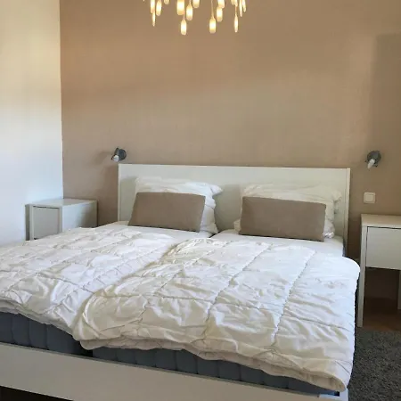 Satelsroenne 8 Tatil Evi *